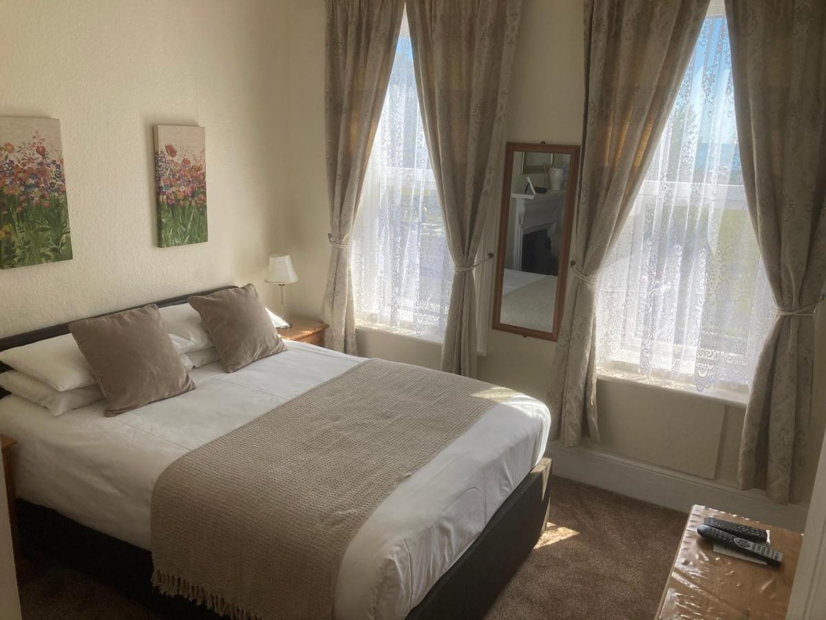 Rutland Guest House St Leonards-on-Sea Exterior photo